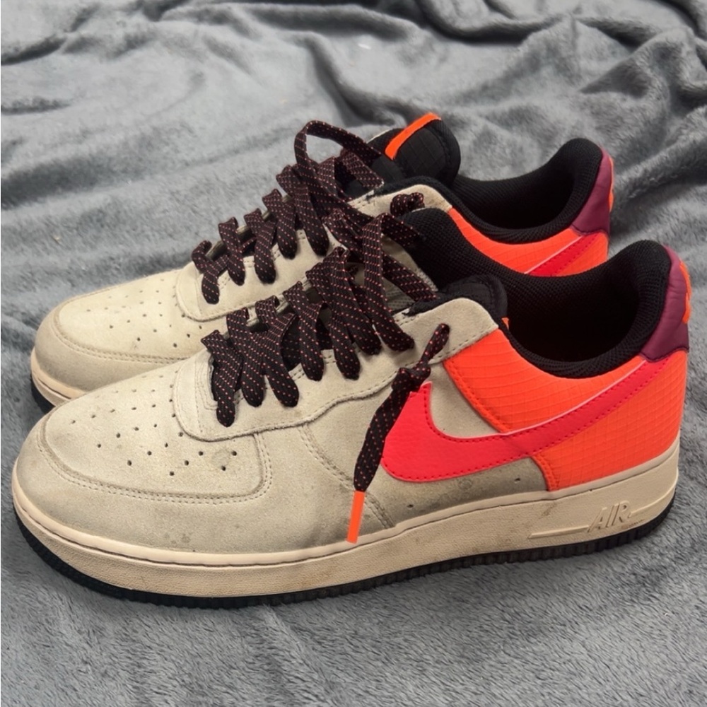 Men’s Nike Air Force One Low  - size 9